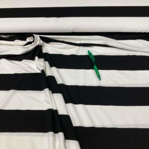 fekete-fehér csíkos viszkóz pólóanyag 80 cm