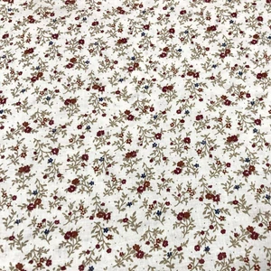 Ekrü alapon bordó, apró virág mintás pamut karton 
