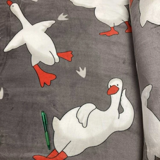 Szürke alapon lúd mintás babysoft 130 cm-es darab