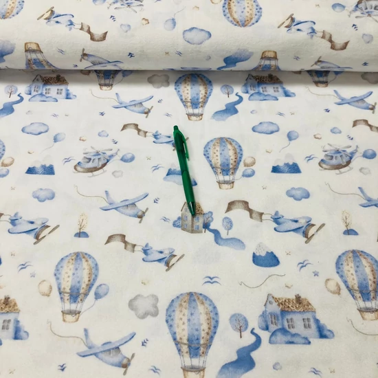 fehér alapon hőlégballon mintás flanel anyag