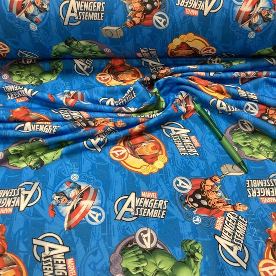 Marvel mintás kevert szálas futter szabadidő anyag, 0.85 m-es darab