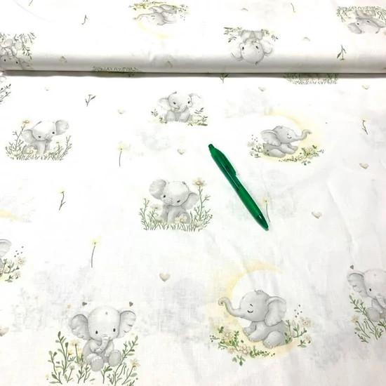 Fehér alapon elefánt mintás pamut karton